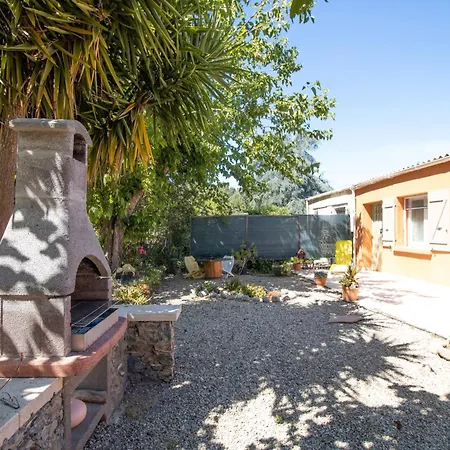 Isula Paradise Ferienhaus *