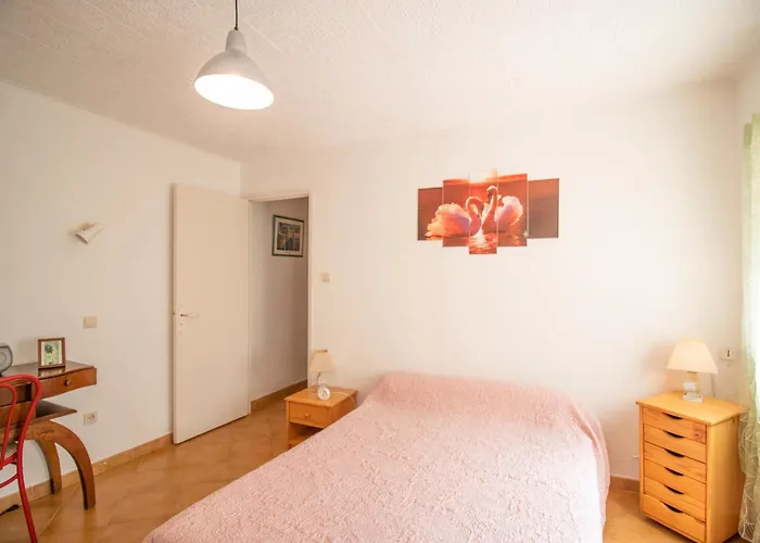 Isula Paradise Ferienhaus *